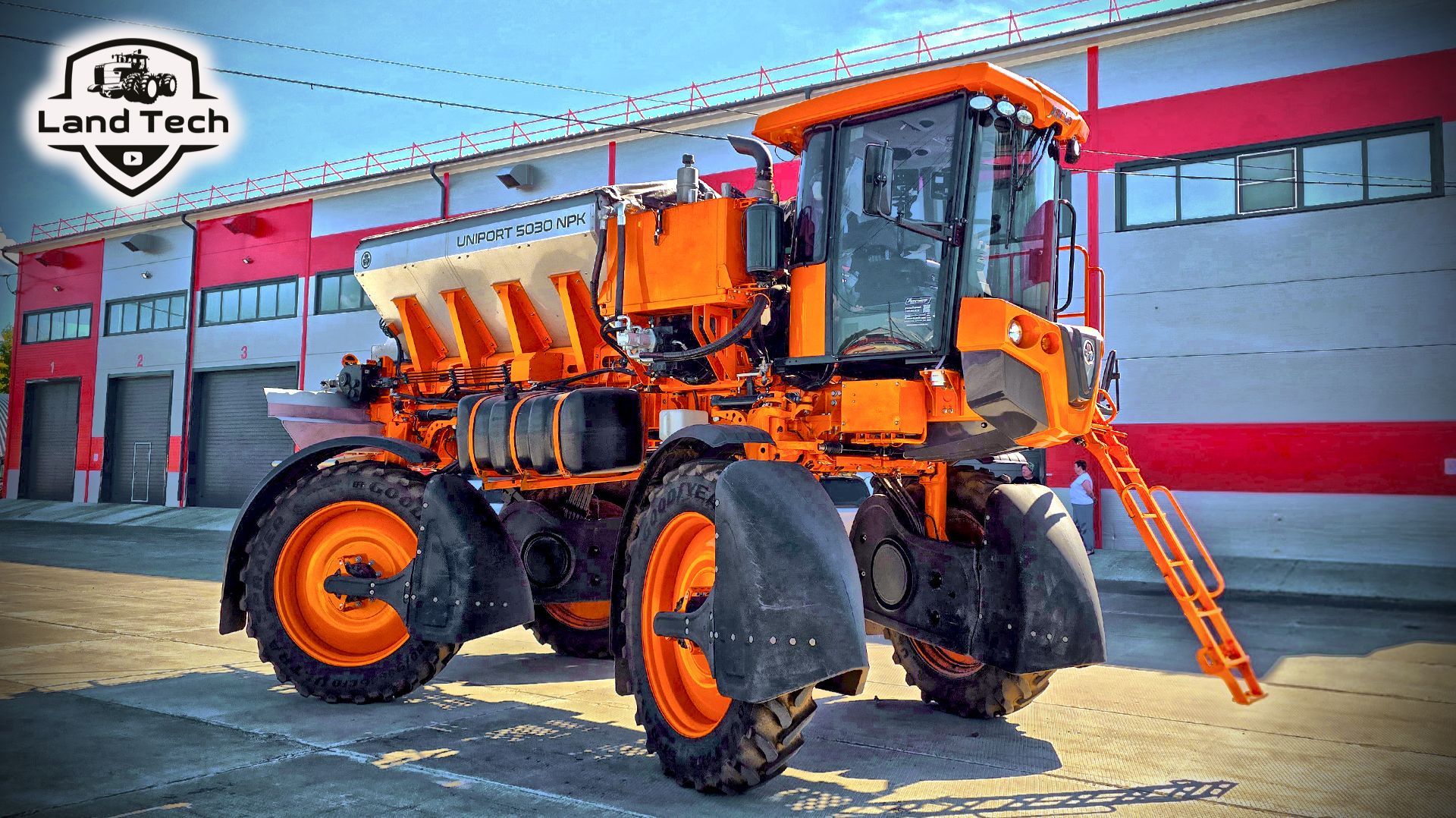 JACTO Uniport 5030 NPK — для чего нужен самоходный разбрасыватель удобрений?
