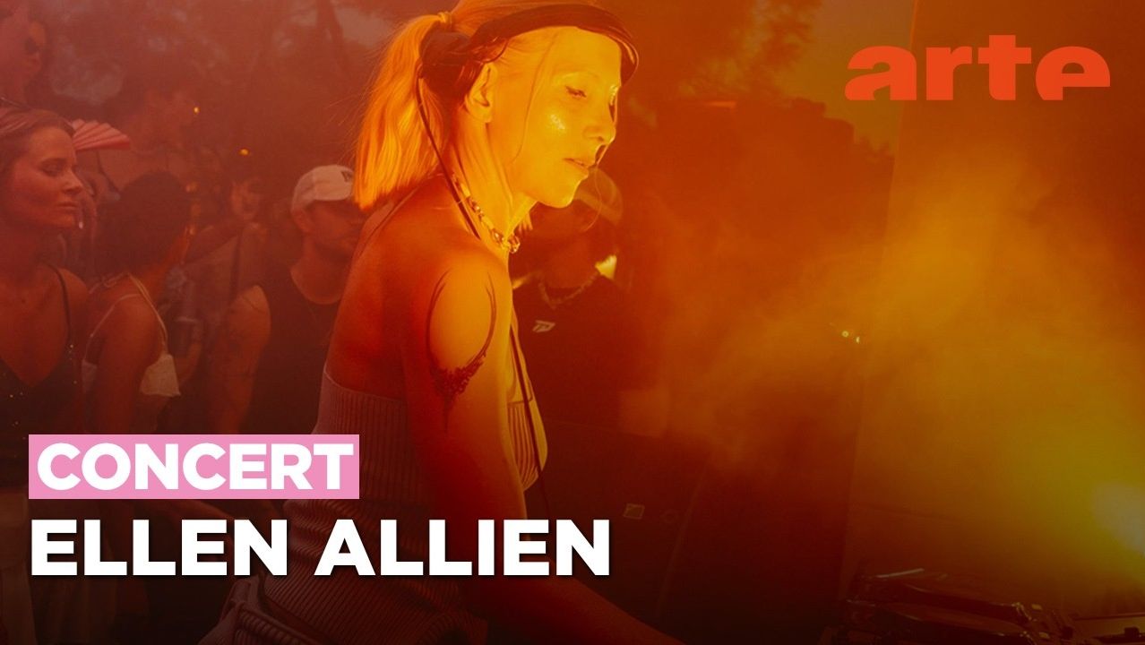 Ленка Инопланетянка (Ellen Allien) - Live @ Zurich Street Parade [08.08.2026]