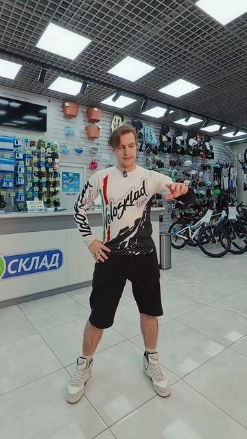 POV: дарим велосипеды 😅 сажаем на колеса тебя, твою жену и собаку