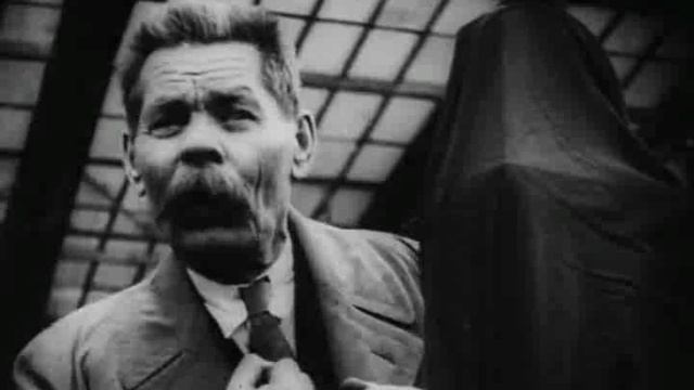 История. Первые годы Советского Государства. Прибытие Горького