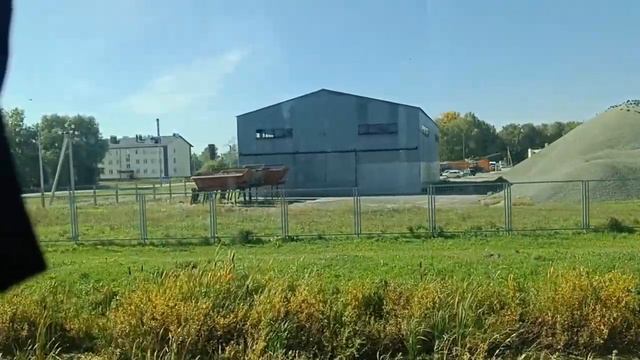 Езжу туда сюда/Не близкий путь/