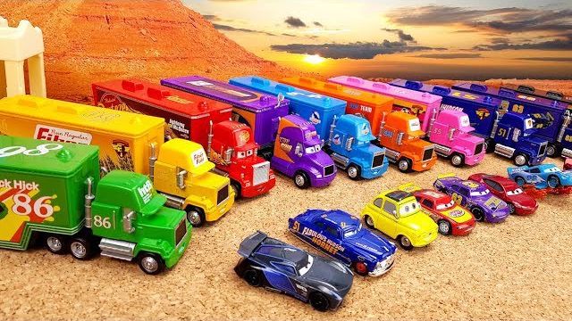 Сюрпризы MINI CARS3 | Игрушечные машинки с Транспортировщиками Мак | Видео для детей