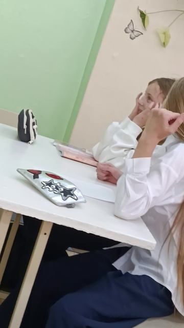 наши любимые ад
накласницы