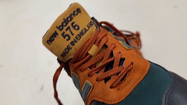 Мужские игрушки. Ретро кроссовки New Balance 576 Yard Pack.