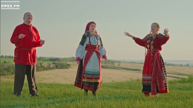 Пойду выйду - Татьяна Калмыкова, Ancient Beat, Мария Нанзат, Роман Чернышев - Музыкальное видео