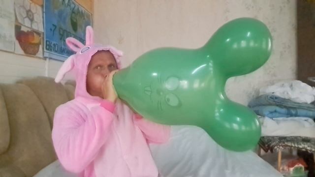 Inflate The Green Balloon And Let It Fly