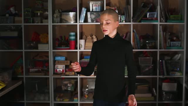Тимофей Чумаков - визитка в костюме-гриме