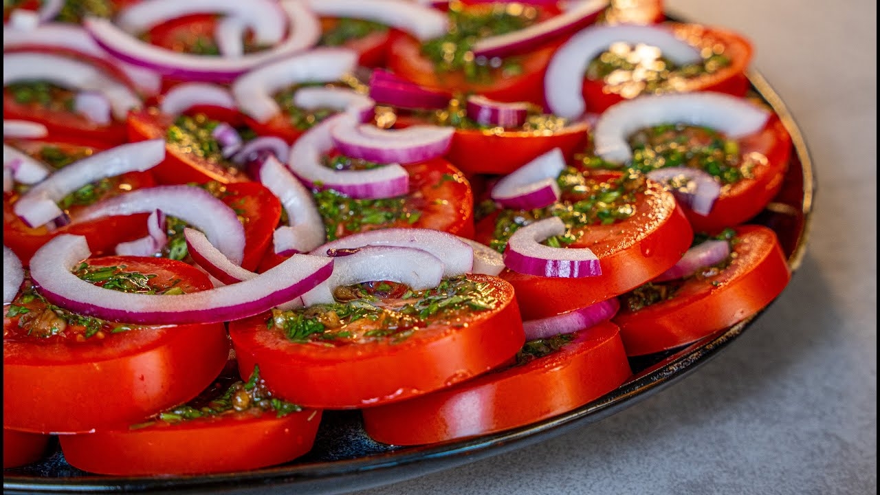 Слишком вкусно и слишком просто! Слоеный салат из помидоров.