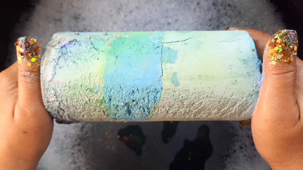 ASMR Crush Chalk🌈+H2O💦