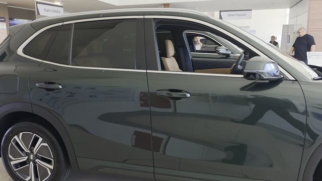 Geely EX5 EM-R зеленый