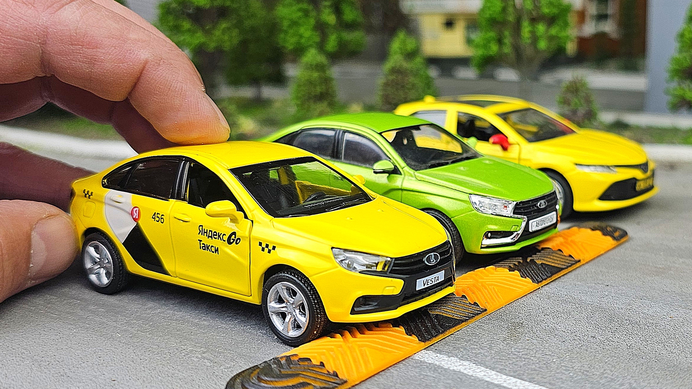 ОФИГЕТЬ, ЧТО НАШЁЛ! Лада Веста Яндекс Такси 1/43 Про машинки