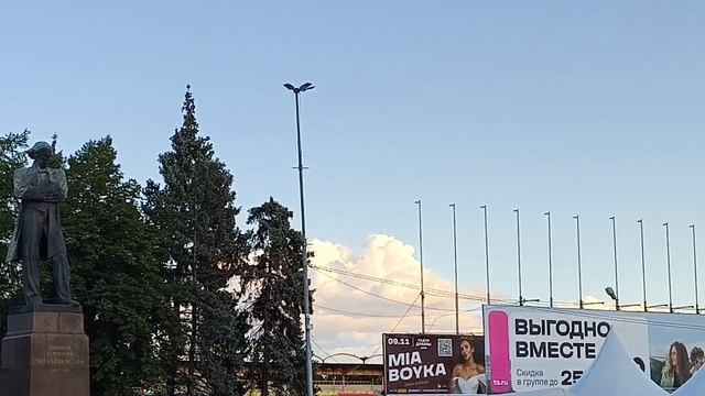 Теплоход Михаил Фрунзе. Саратов. Четвертый день путешествия. Проспект Петра Столыпина.