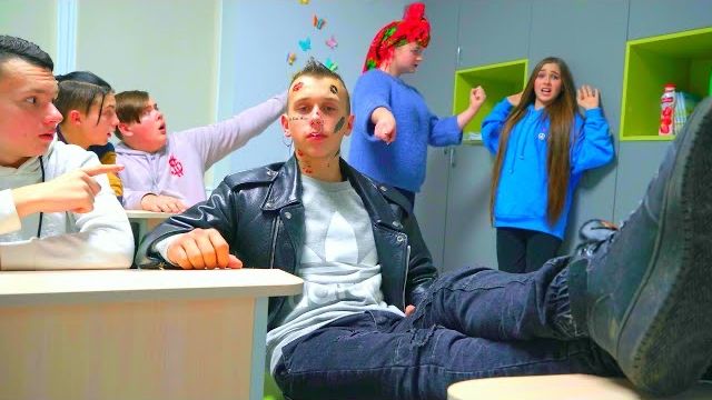 ДИАНА НАКАЗАНА!! ТЁТЯ ХЛОЯ ОБНАГЛЕЛА😡