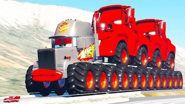 Гигантский грузовик Mack с тягачом Mater против Человека-паука и Молнии Маккуина