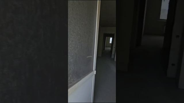 трехкомнатная квартира  77. 7  кв.м.