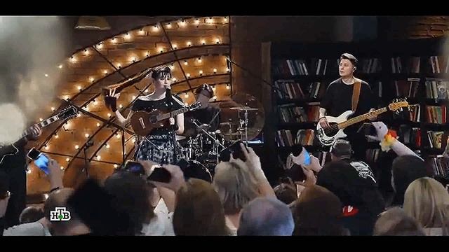 455 Диана Анкудинова на квартирнике у Маргулиса 06.09.2026 - 