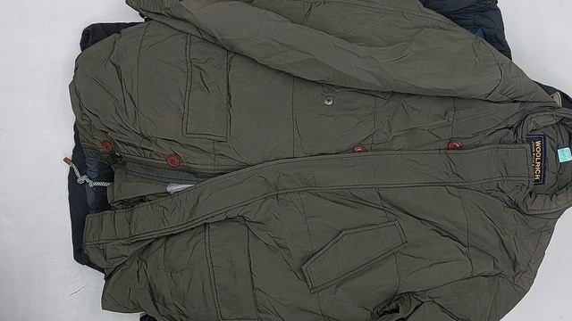 Куртки брендовые зимние  секонд оптом 8 пак