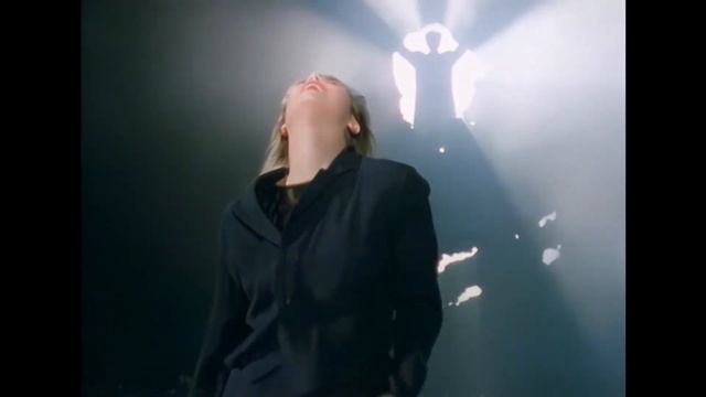 Kim Wilde - You Keep Me Hangin' On (1986)