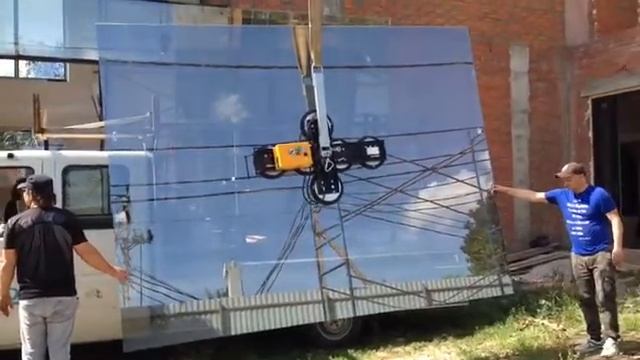 Монтаж стекла вакуумным захватом Vacujet G500L