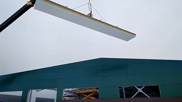 Монтаж кровли вакуумным захватом VacuJet SPK