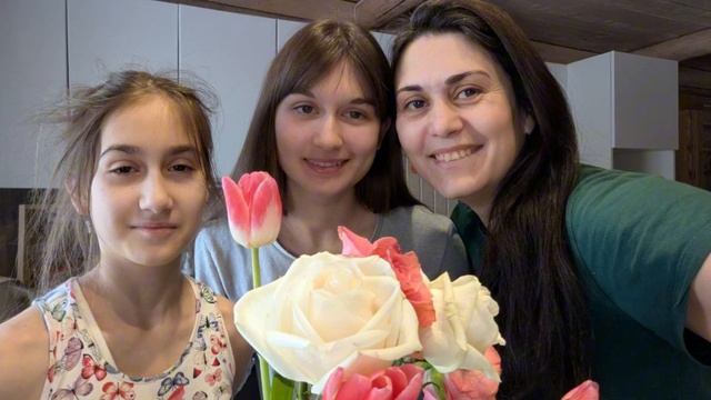 Канал «Жизнь в деревне»: Биография Блогеров - Как Артём и Валя покорили YouTube сельским бытом