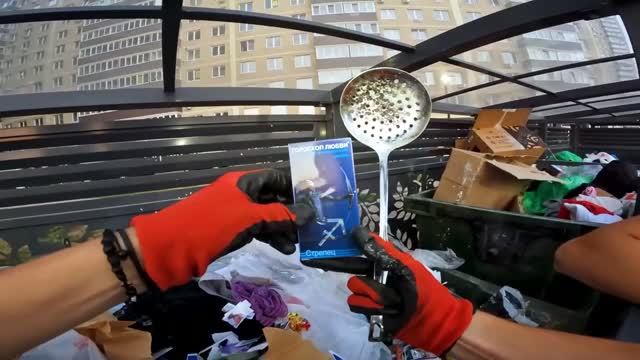 Как_я_зарабатываю_лазая_по_мусоркам😝_Dumpster_Diving_RUSSIA)