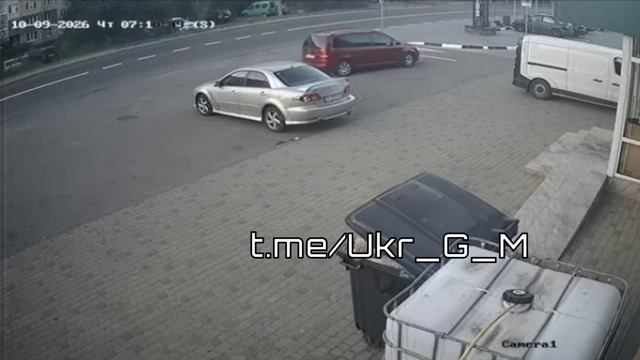 Шустрый ухилянт попался.