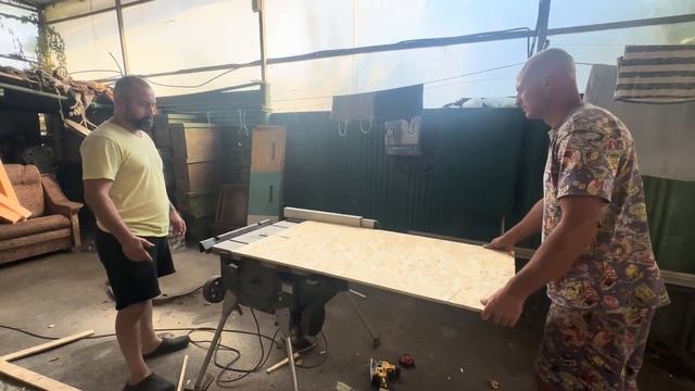 ДРУЗЬЯ КУПИЛИ ДОМ,ПРИЕХАЛИ ПОМОГАТЬ С РЕМОНТОМ