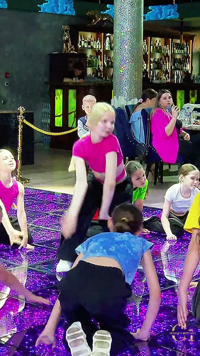 Ня Ня Ня Ня