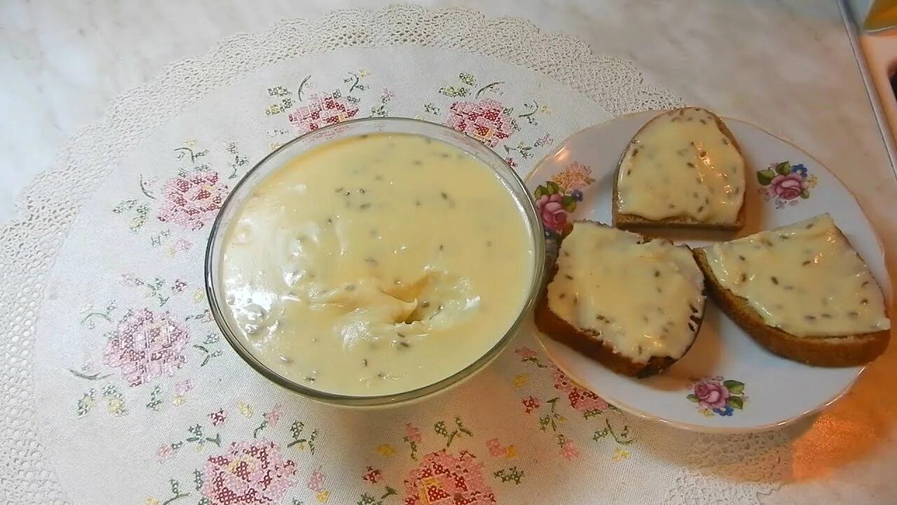 Нежный плавленный сыр из кефира. Получится у всех!