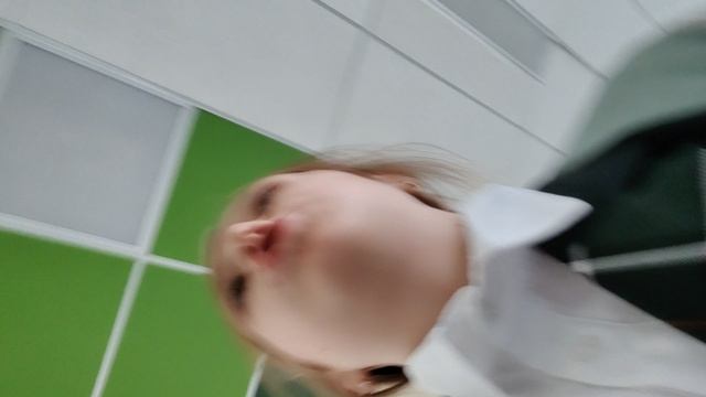 гуляем по школе