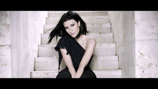 Como Si No Nos Hubiéramos Amado (Laura Pausini)