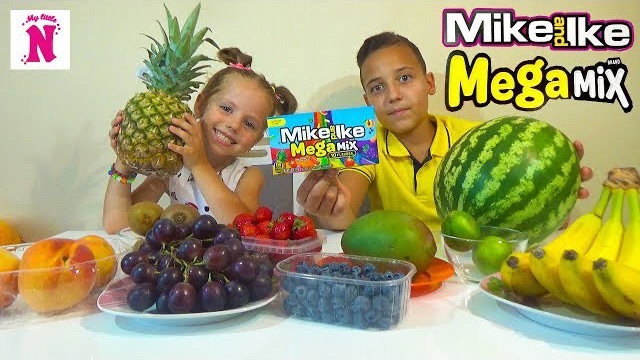 Конфеты ПРОТИВ настоящей еды ЧЕЛЛЕНДЖ Mike And Ike Candy VS Real Food CHALLENGE