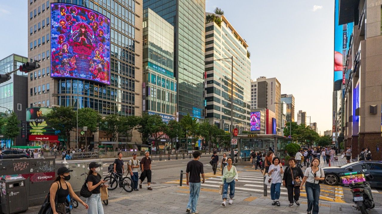 Seoul Golden Hour Walk Bustling Hongdae Across The Han River To Seonyudo Station