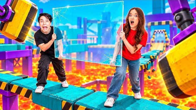 НЕ УРОНИ СТЕКЛО!😱 САМЫЙ СЛОЖНЫЙ ЧЕЛЛЕНДЖ НА ДВОИХ В РОБЛОКСЕ