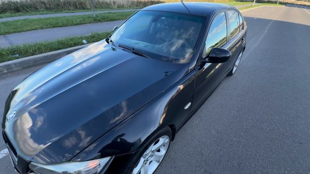 BMW E90 320I