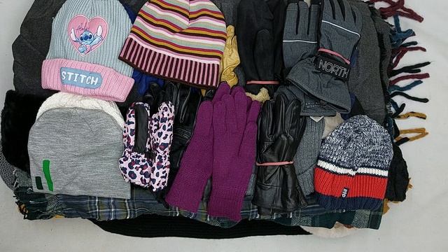 Шапки шарфы перчатки секонд оптом 5 пак