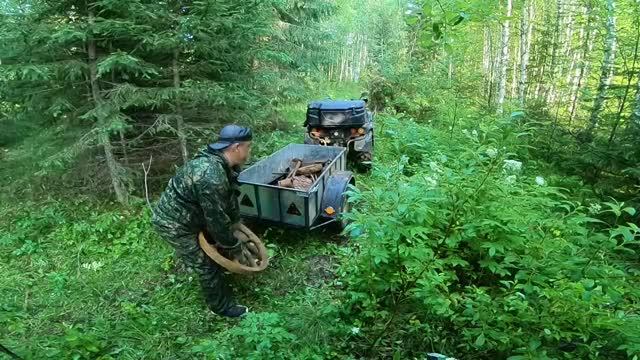 Загружаю весь Металл и выезжаю_Накопал полный прицеп железа_Попал под дождь_Засадил квадр в болоте