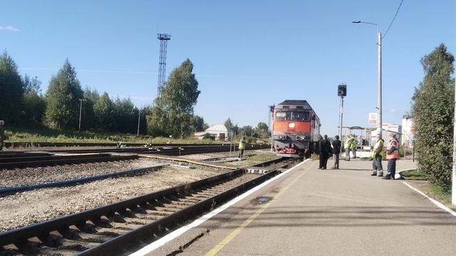 ТЕП 70 С ПАССАЖИРСКИМ ПОЕЗДОМ УСИНСК-СЫКТЫВКАР