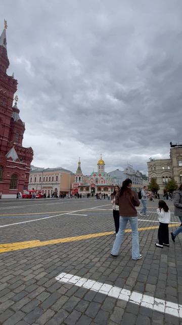 СЕЙЧАС На Красной площади