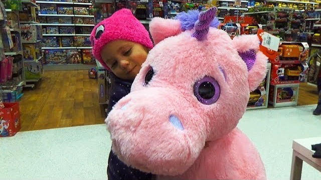 Розыгрыш для РОДНЫХ Мой ОБЫЧНЫЙ ДЕНЬ Покупки для Насти и Саши VLOG Kids Shopping Video For Children