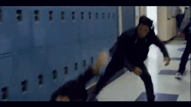 ИМБОВАЯ ДРАКА В ШУОЛЕ ТОЖЕ ХОЧУ ТУДА