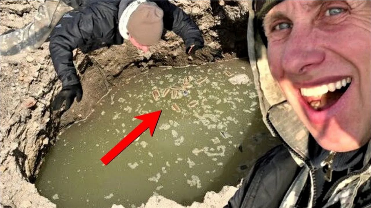 Невероятные НАХОДКИ на СЛИТОМ ВОДОХРАНИЛИЩЕ, Такой ФАРТОВЫЙ Коп РЕДКОСТЬ!!