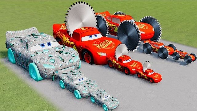 Большой и маленький Маккуин (Minecraft и «Пила») против поезда | BeamNG.drive