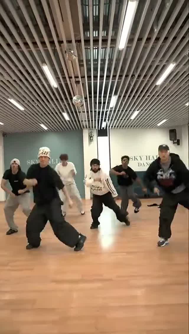 Мот - Как к себе домой  (LA LA LA LA).Премьера трека.   #mot #phonk #dancer