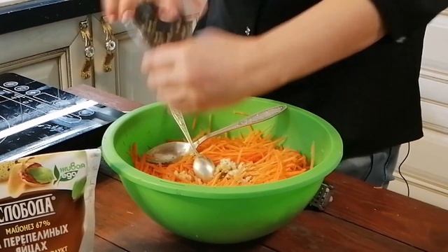 Салат с копченой курицей и морковью по-корейски