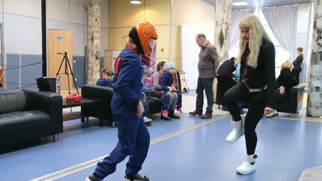 АЭРО кинезис и ТЛНС в АЭРО трубе  FlyStation