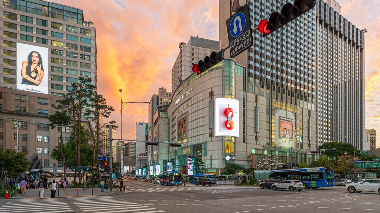 Burning Twilight Seoul Night Walk Euljiro, Crowded Myeongdong To Romantic Palace