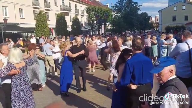 Как здорово, что все мы здесь сегодня собрались..