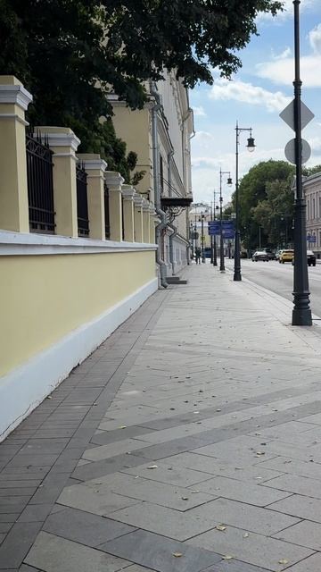 Как добраться до клиники Ре-Альт от метро Кропоткинская, Москва